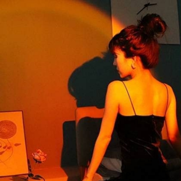 NIB Sunset Lamp, Sunset Projector Atmosphere Light - Picture 5 of 10